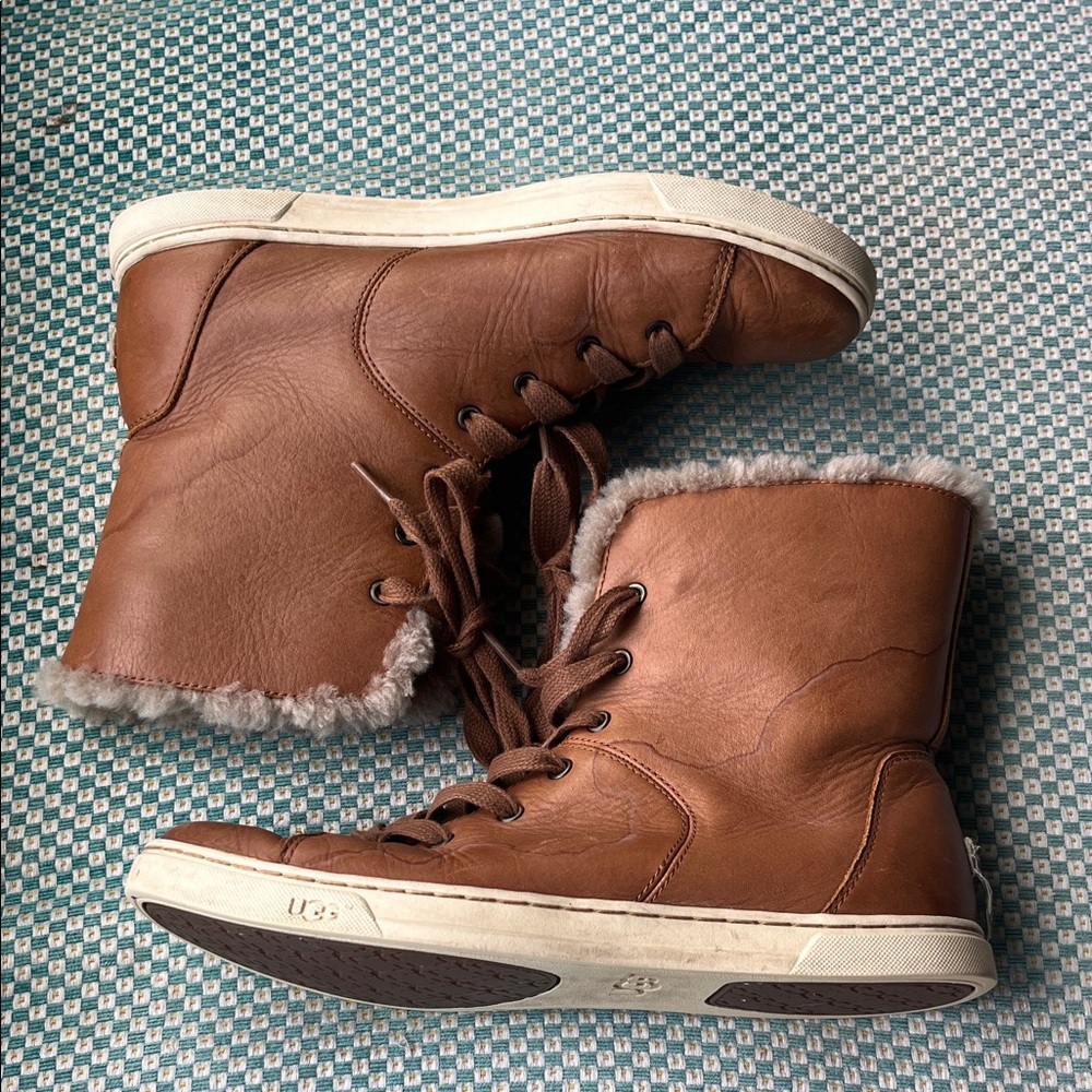 Women’s UGG fur lined sneakers - Size 9.5
